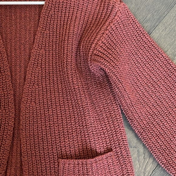 rust colored oversized cardigan - Picture 3 of 3
